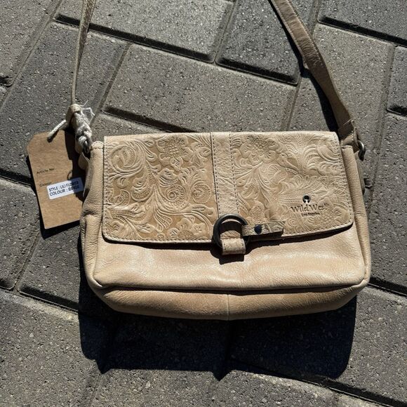 NWT New Wild West Los Angeles Lili Flower Leather Beige Crossbody Bag Embossed - Picture 10 of 11